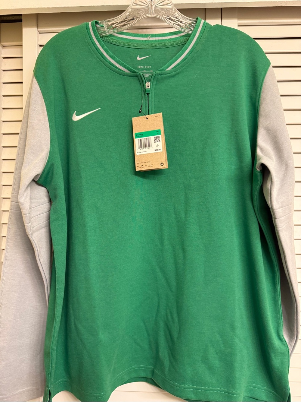 Nike Green and Light Gray Quarter Zip Sweater Women’s Sz XL Dri-Fit
